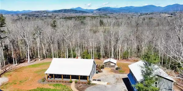 175 Hooper Road