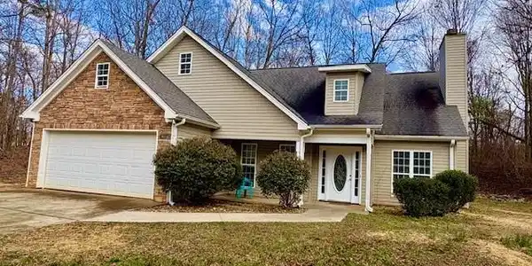 41 Oakmont Drive