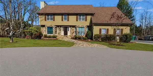 1111 Honeysuckle Drive