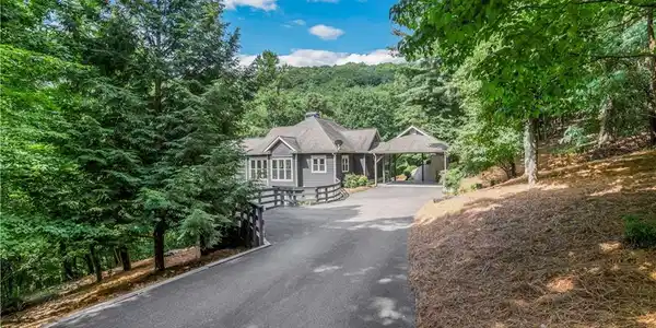 59 Disharoon Drive