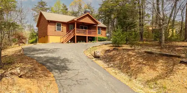 99 Duncan Bridge Trail