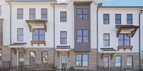633 Silva Street Unit 130