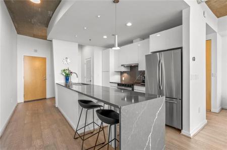 943 Peachtree Street NE Unit 1414