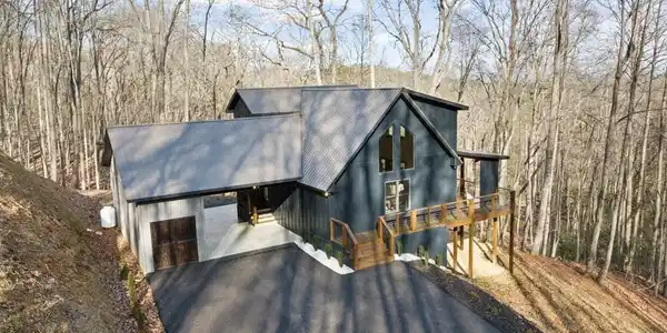 1264 Sunrock Mountain Road
