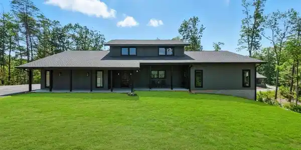 500 Brown Deer Drive