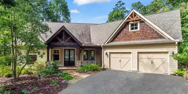 39 Bear Creek Drive