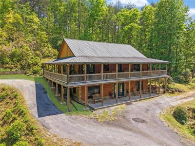 9368 Highway 52 W