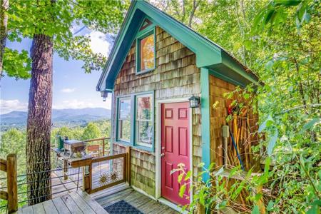 411 Chestnut Cove Road