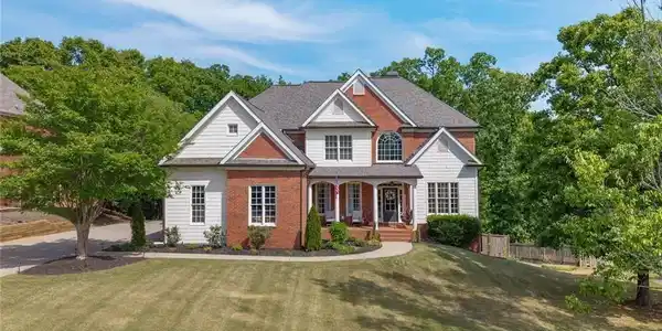 1156 Winborn Trail