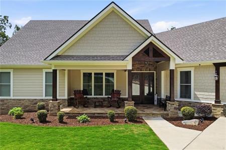 121 Westwind Court