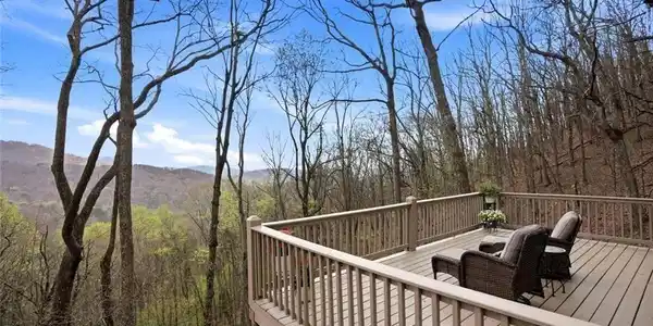 511 Hickory Trail