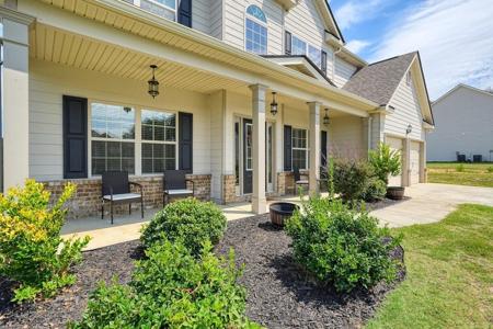 64 N Village Circle