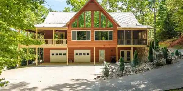 789 Gateway Drive