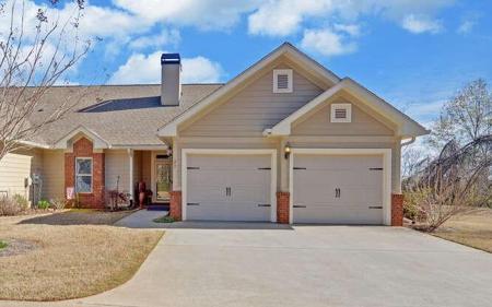 27 Summit View Spur
