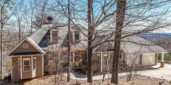 805 Lake Arrowhead Drive