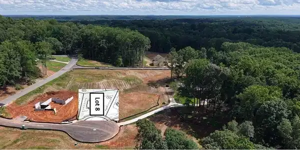 8 Arborcroft Court