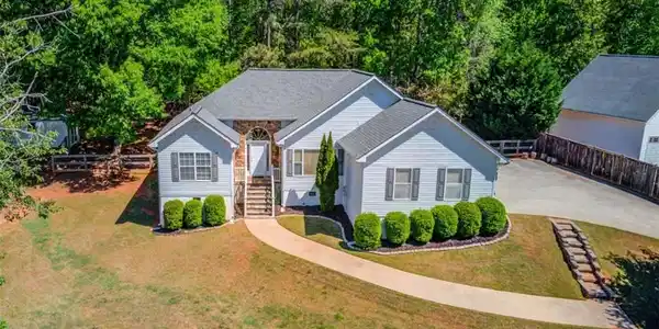 3314 Banks Mountain Dr