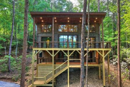 328 Crabapple Drive