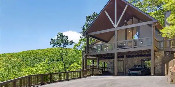 1091 Deer Run Ridge