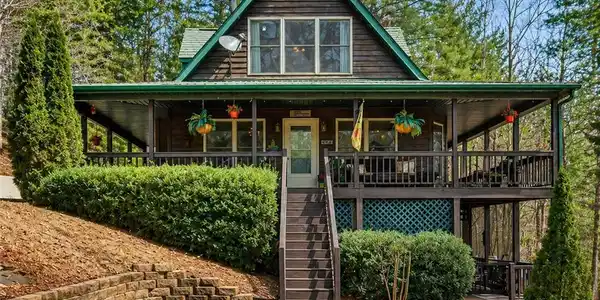 88 Crest Road