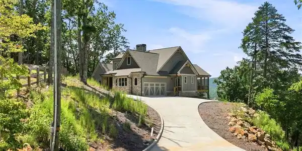 102 Moose Loop