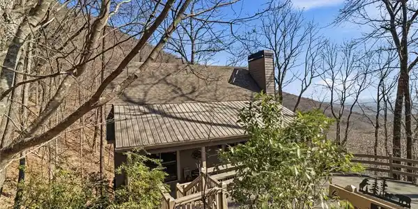 106 Strawberry Way