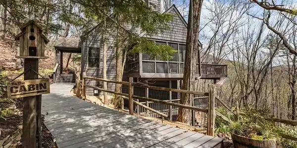 248 Lone Wolf Trail