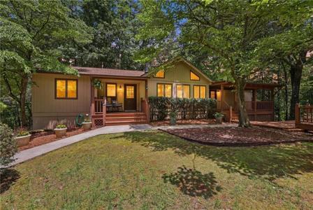 925 Horseshoe Bend Road