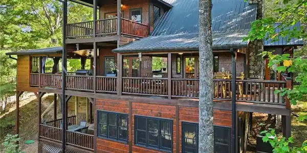 24 Rabbit Ridge Road