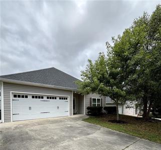 127 Pinto Lane