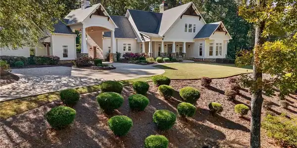 114 Trinity Hollow Drive