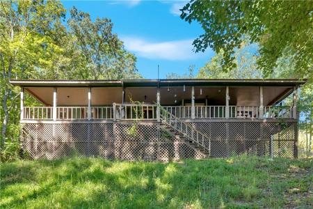 1825 Big Texas Valley Road