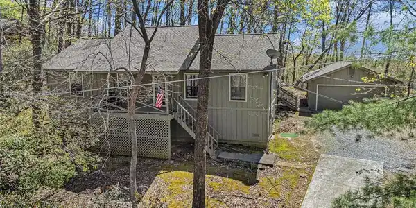 304 Sunset Court