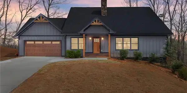4837 Lawson Circle