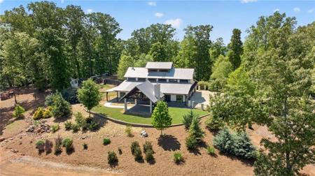 627 Freeman Ferry Road SE