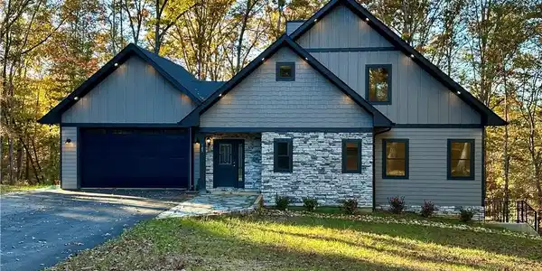 185 Country Road