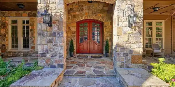 Image 4