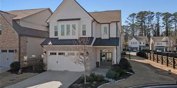 550 Onyx Landing