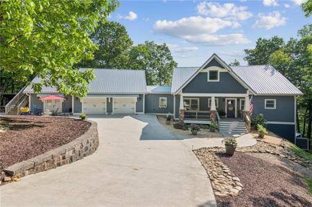 1832 Monument Road