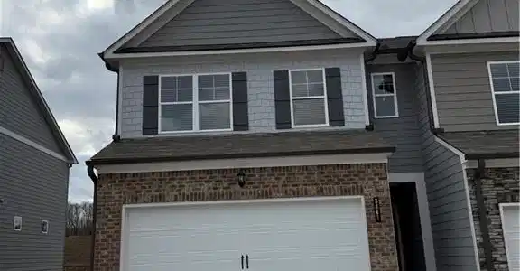 3841 Billabong Trail