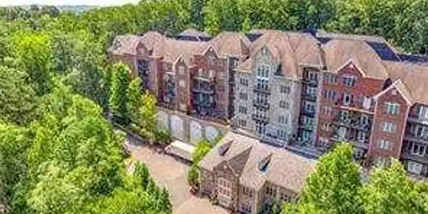 3280 STILLHOUSE Lane SE # 410, Atlanta GA 30339