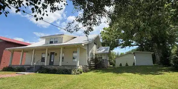 Image 4