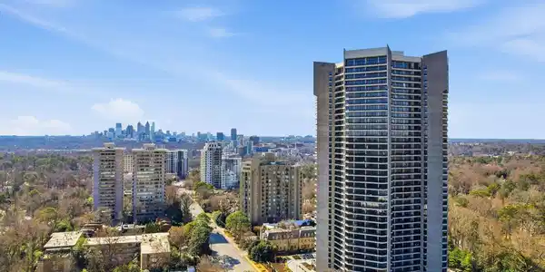 2660 Peachtree Road NW, Atlanta GA 30305