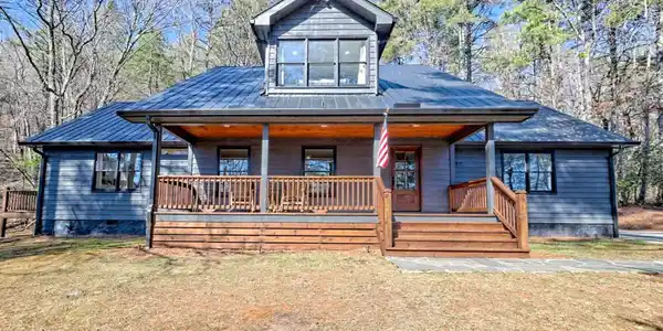 456 Barnyard Lane, Clayton GA 30525