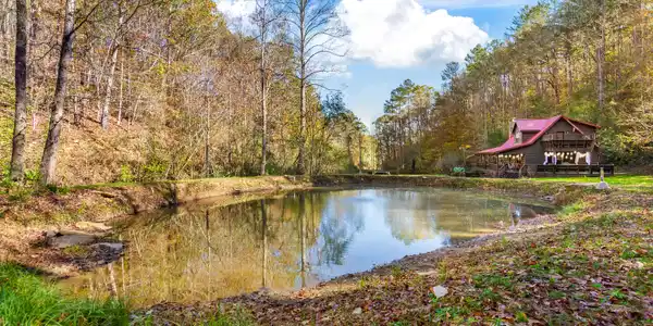 475 Holden Road, Ellijay GA 30540