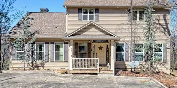 296 Tallulah View, Tallulah Falls GA 30573