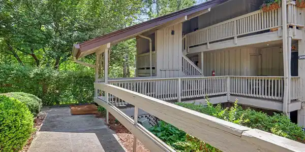 227 Shakespeare Drive # 303, Clayton GA 30525