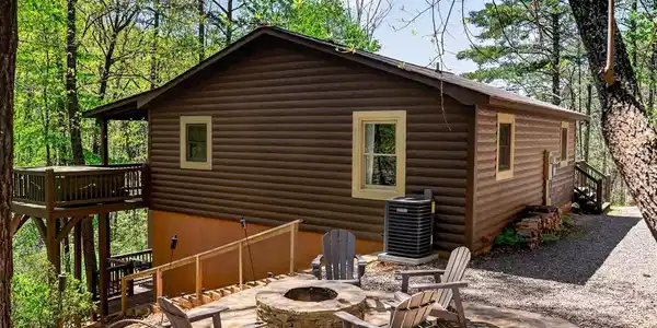 564 Weaver Creek Lane, Blue Ridge GA 30513