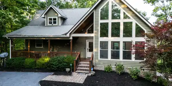 1176 Tiger Pass Drive, Tiger GA 30576