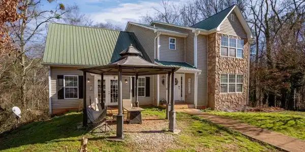 7540 County Line Road, Lula GA 30554